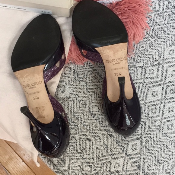 Jimmy Choo purple patent heels - Picture 2 of 3